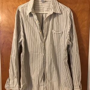 Old Navy White and Gray Striped Casual Button-Down Shirt
